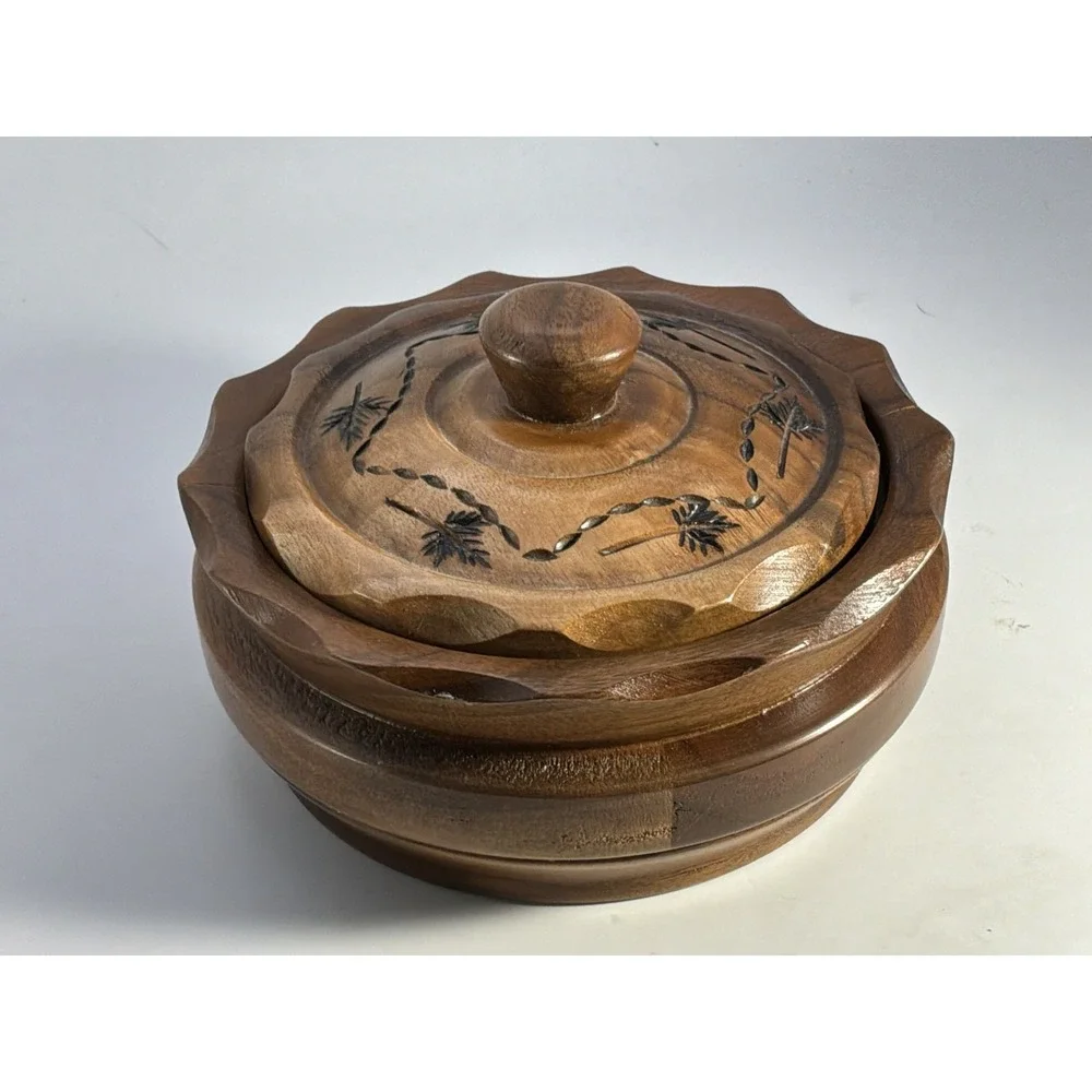 Wooden Round‎ Hand Carved Trinket Box